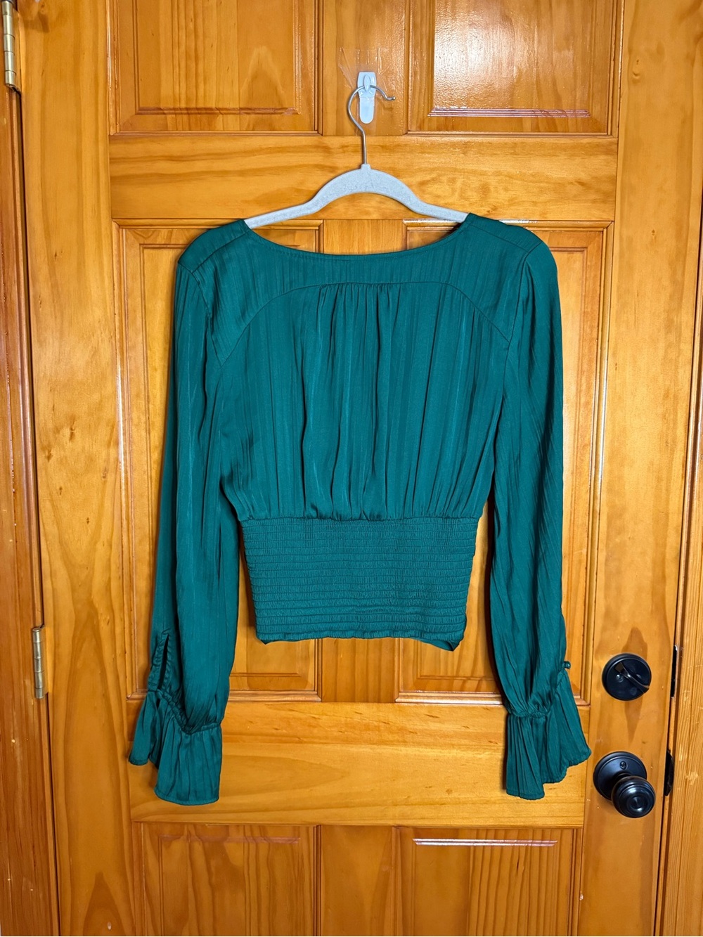 Anthropologie Flowy Satin Long Sleeve Green Blouse Size Medium $98 - Picture 8 of 9